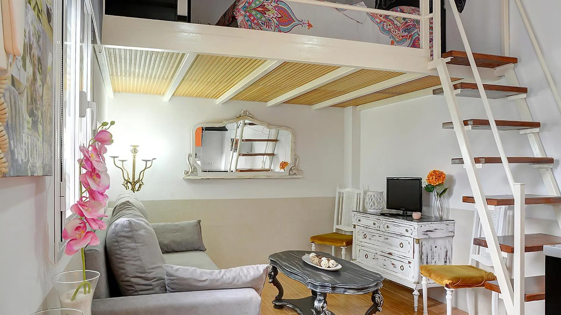 Estudio Plaza de la Encarnacion Sevilla